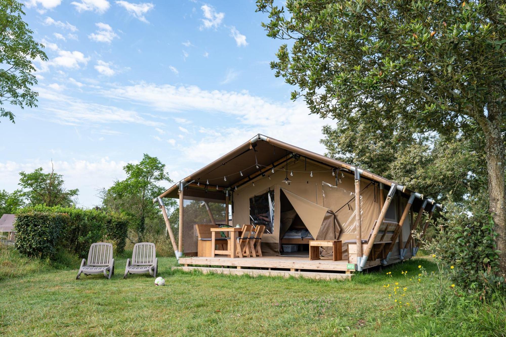 Camping Rcn La Ferme Du Latois Coëx Екстериор снимка